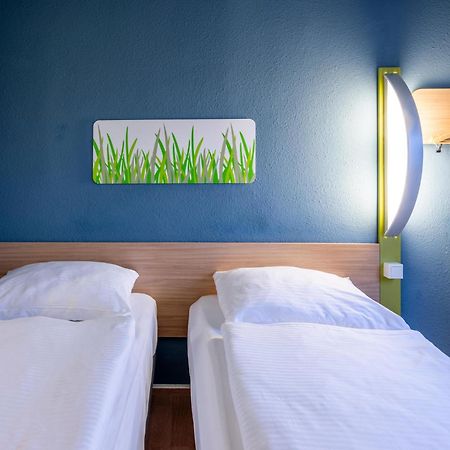 ibis budget Saarbruecken Ost Buitenkant foto