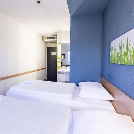 ibis budget Saarbruecken Ost Buitenkant foto