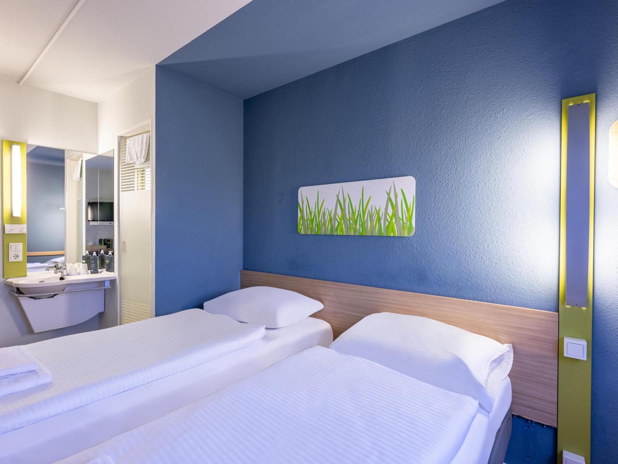 ibis budget Saarbruecken Ost Buitenkant foto