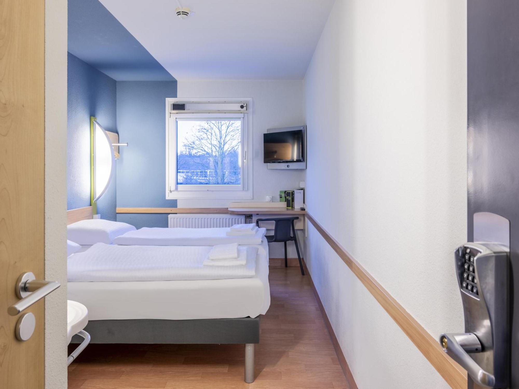 ibis budget Saarbruecken Ost Buitenkant foto
