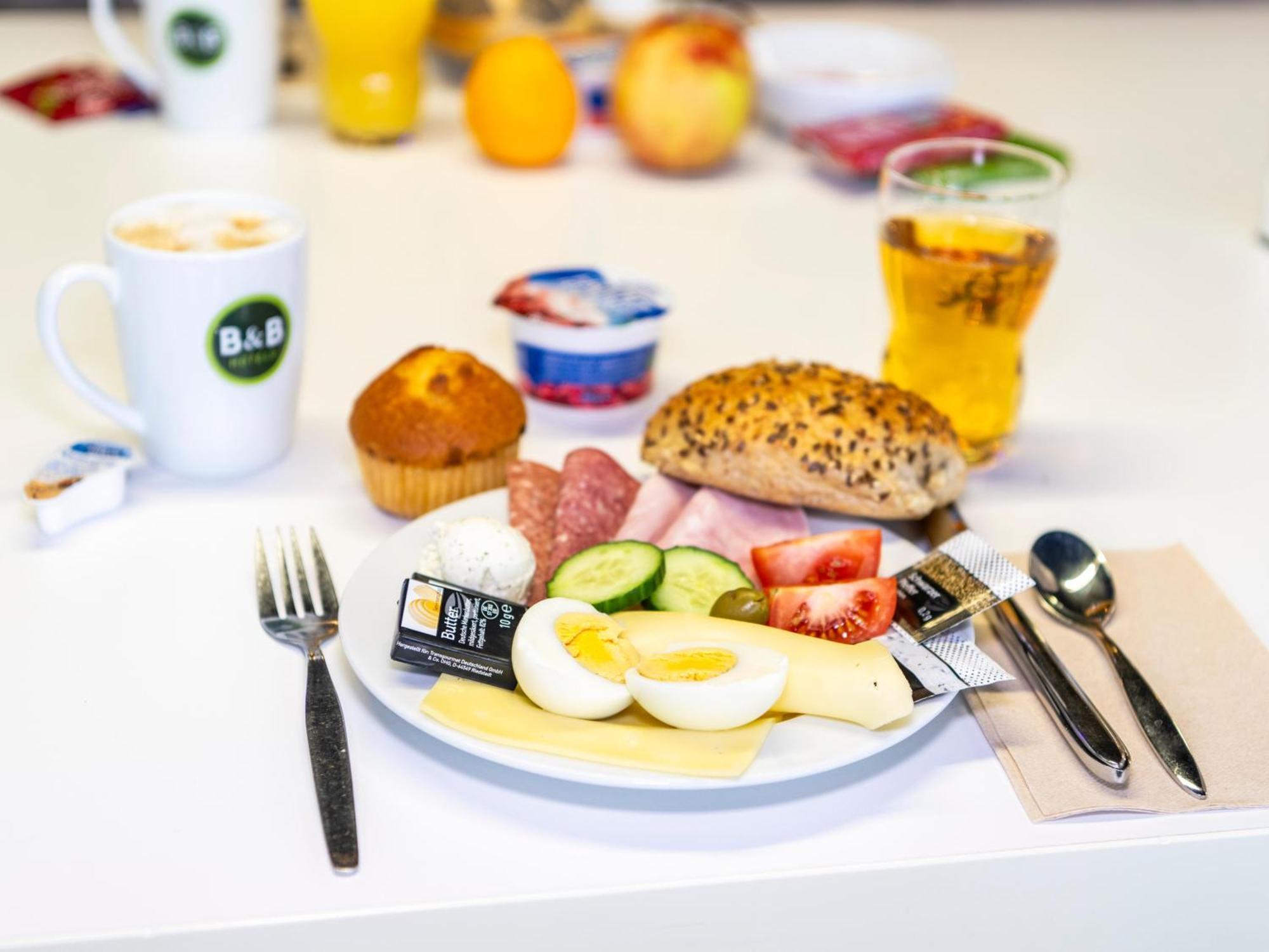ibis budget Saarbruecken Ost Buitenkant foto