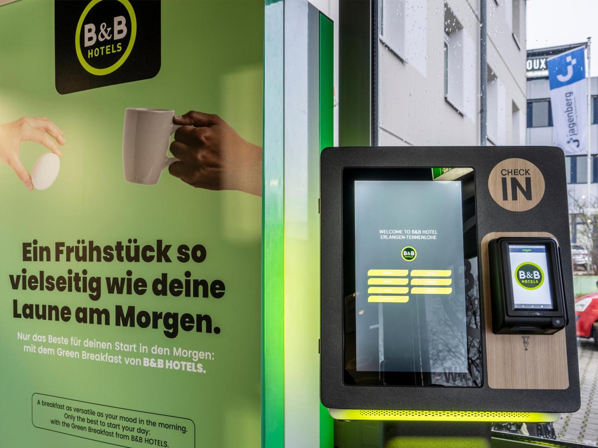 ibis budget Saarbruecken Ost Buitenkant foto
